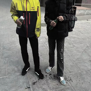 不知火舞裸露双奶头让人❌小说
